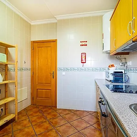 Jardins Vale De Parra 假日公园 3*
