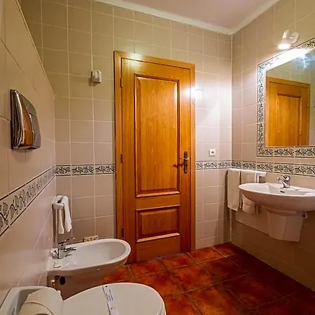 Jardins Vale De Parra 假日公园 3*