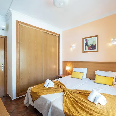 Holiday park Jardins Vale De Parra 3*