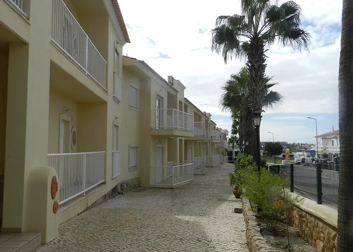 Jardins Vale De Parra 3*