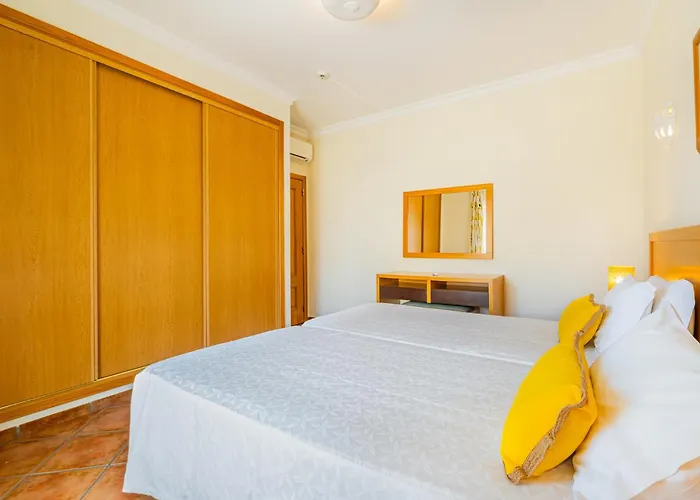 Holiday park Jardins Vale De Parra 3*